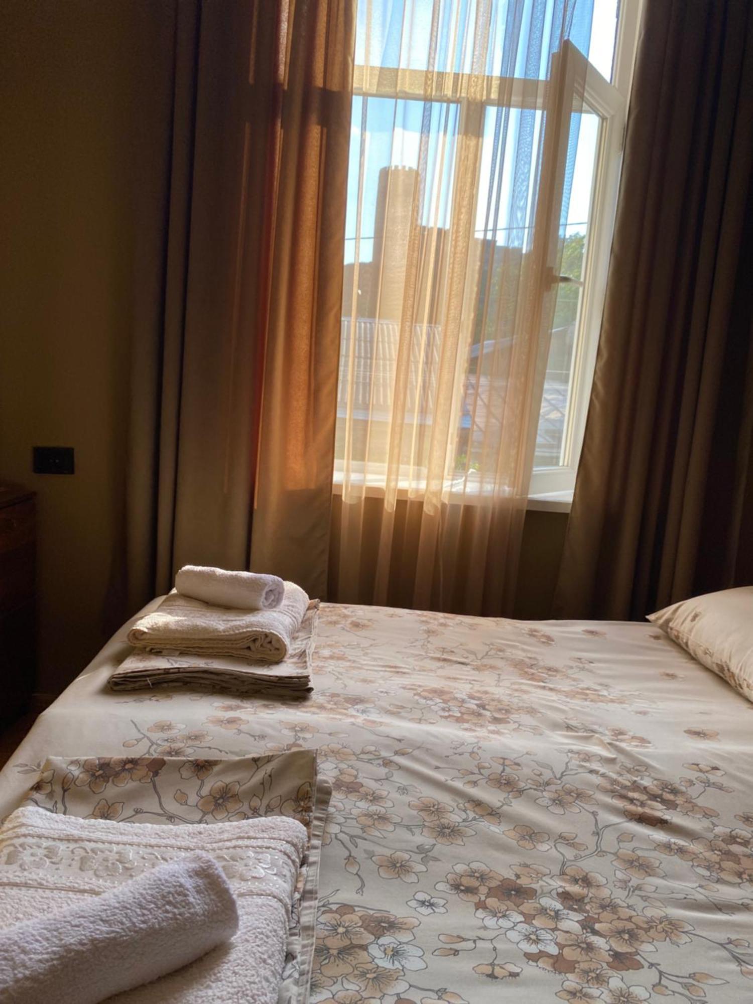 דירות אחלציחה Old House מראה חיצוני תמונה